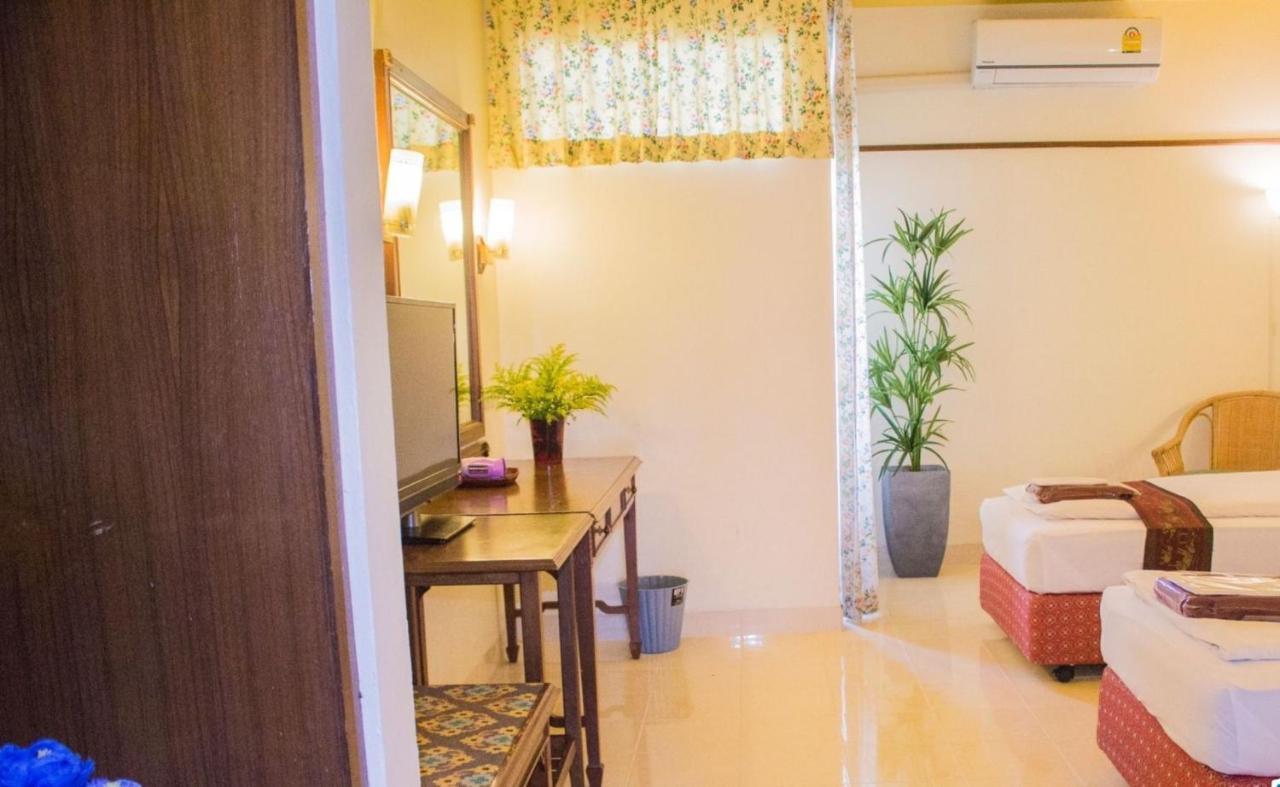 People Place Classic Hotel Sha Extra Plus Chiang Mai Extérieur photo