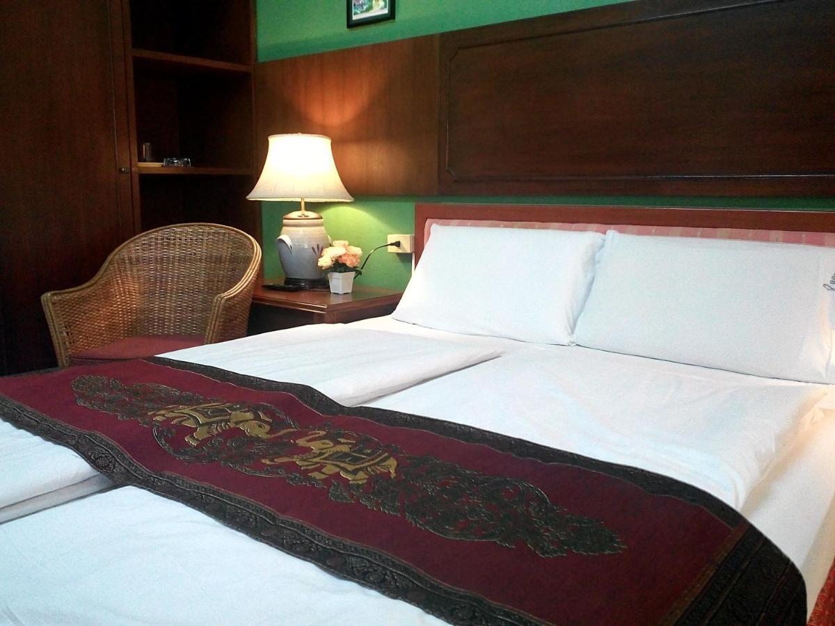 People Place Classic Hotel Sha Extra Plus Chiang Mai Extérieur photo